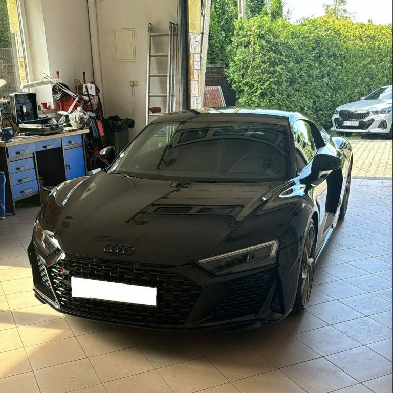 Audi R8 - realizacja montażu SerwisFox