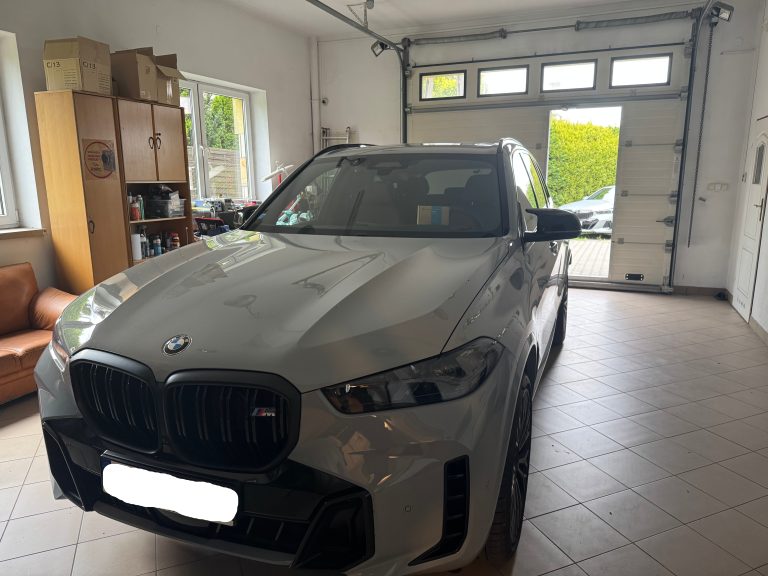 BMW X5 - realizacja montażu SerwisFox
