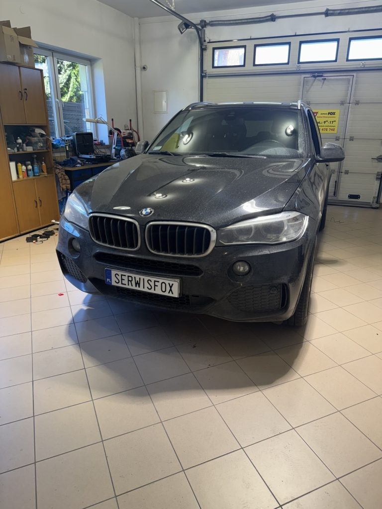 BMW X5 - realizacja montażu SerwisFox