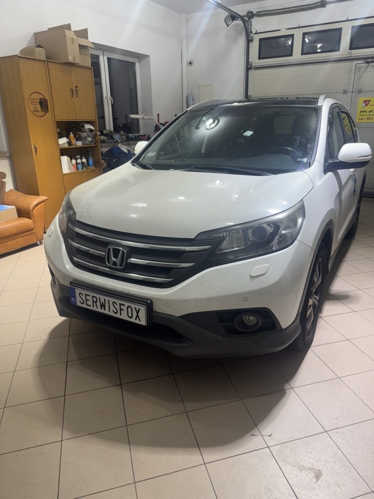 HONDA CRV - realizacja montażu SerwisFox