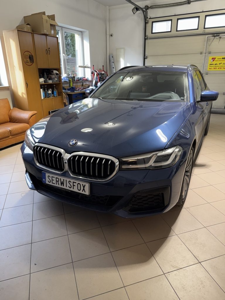 BMW 5 - realizacja montażu SerwisFox