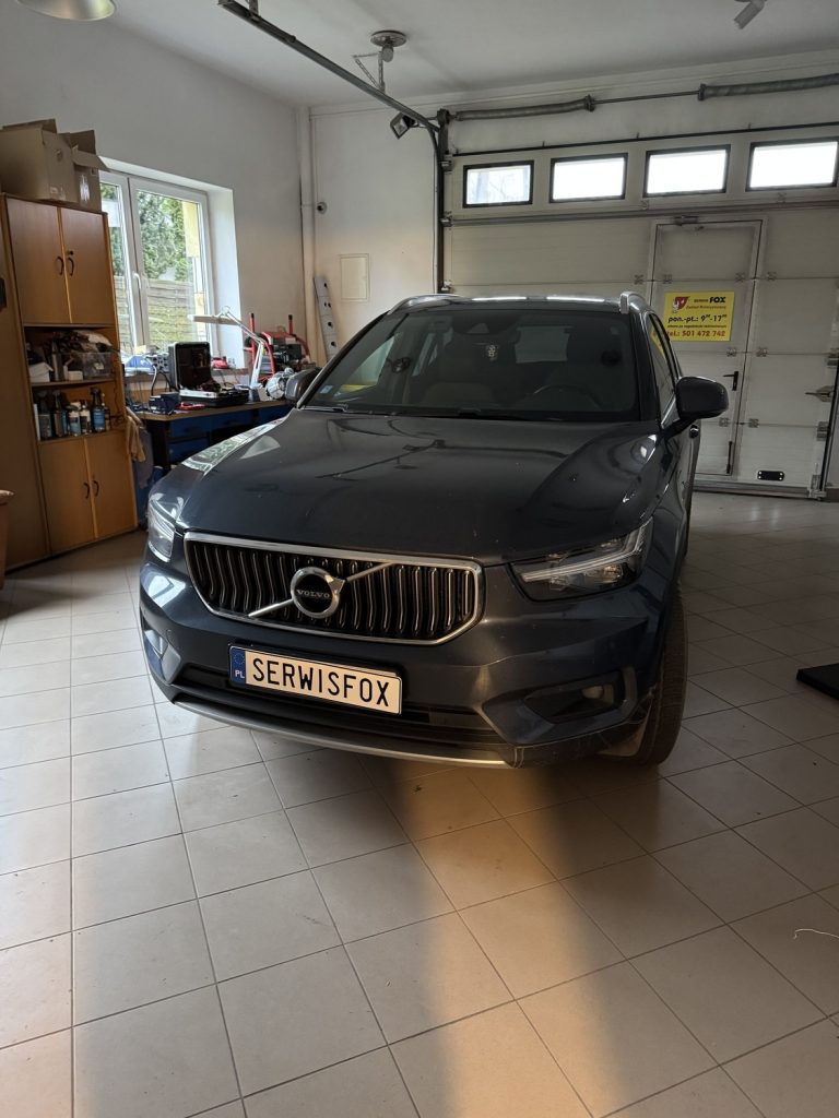 VOLVO XC40 - realizacja montażu SerwisFox