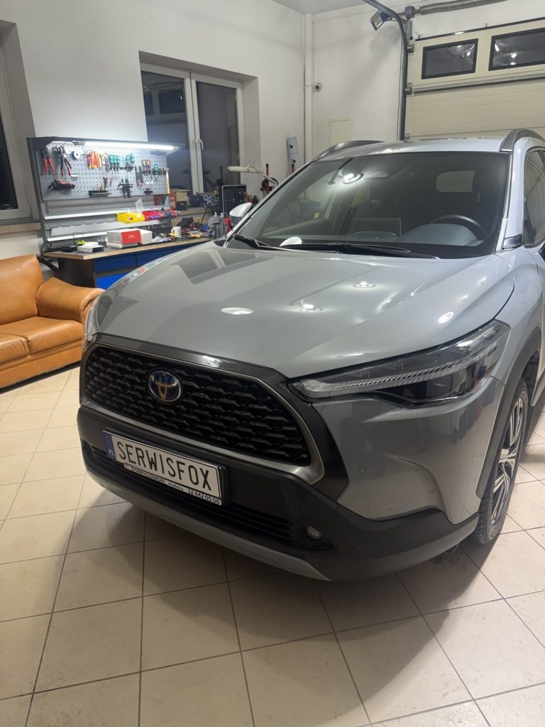 TOYOTA COROLLA CROSS - realizacja montażu SerwisFox