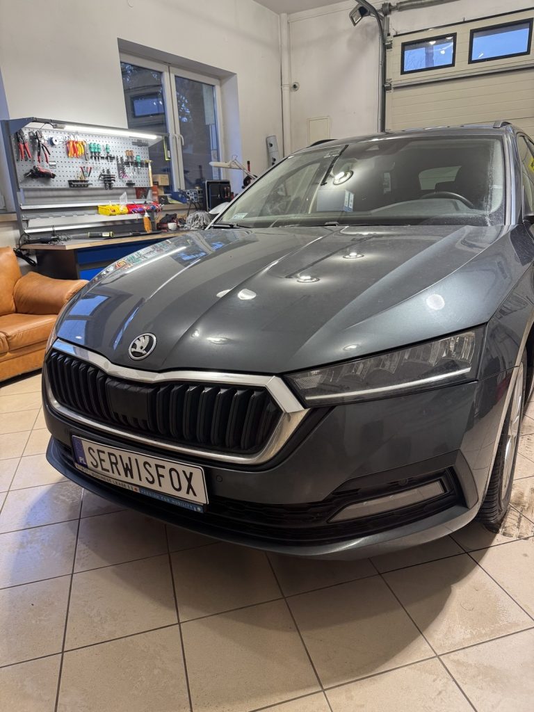 Skoda Octavia - realizacja montażu SerwisFox
