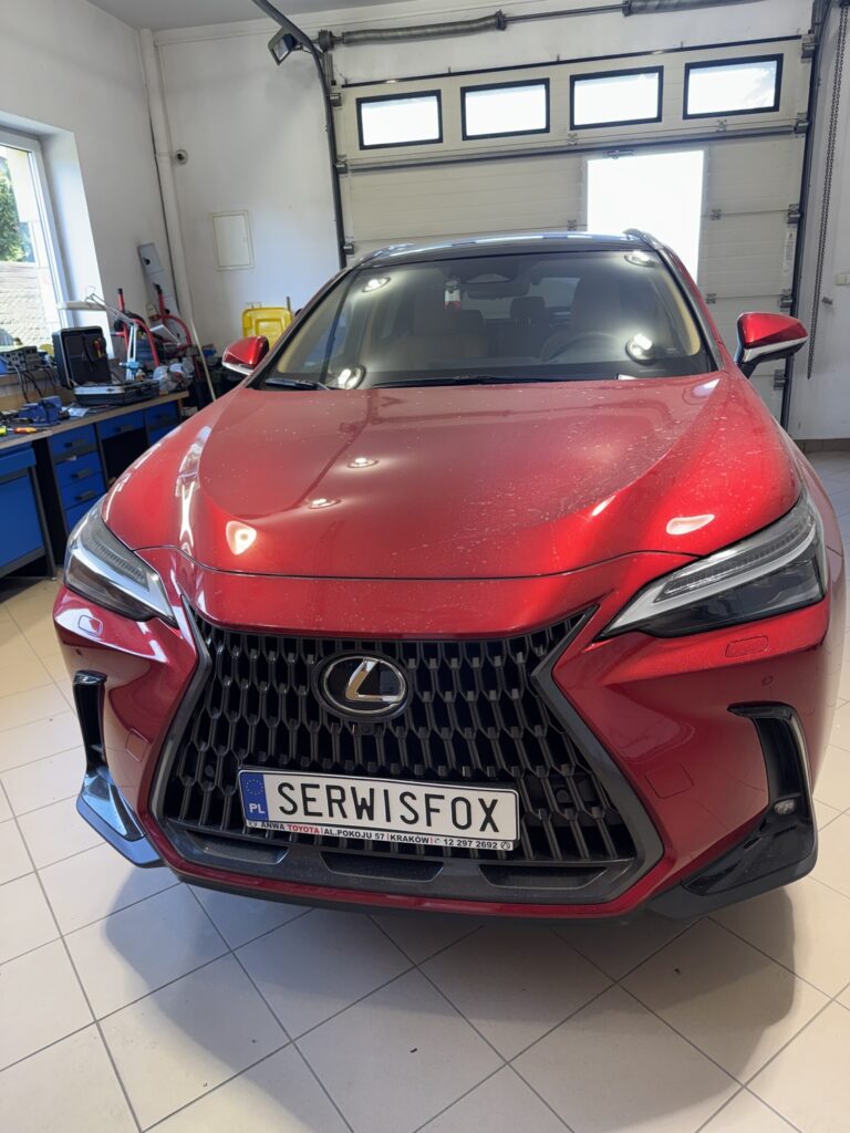 LEXUS NX - realizacja montażu SerwisFox