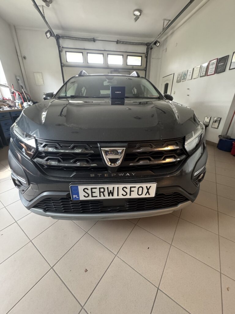 DACIA SANDERO - realizacja montażu SerwisFox