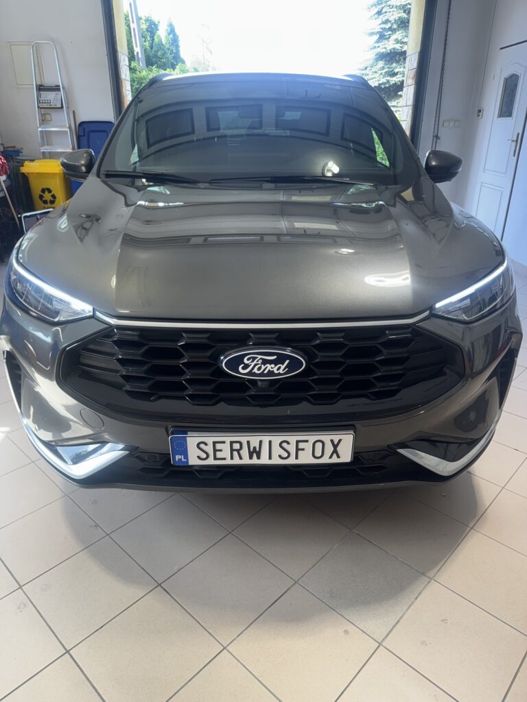 FORD KUGA - realizacja montażu SerwisFox