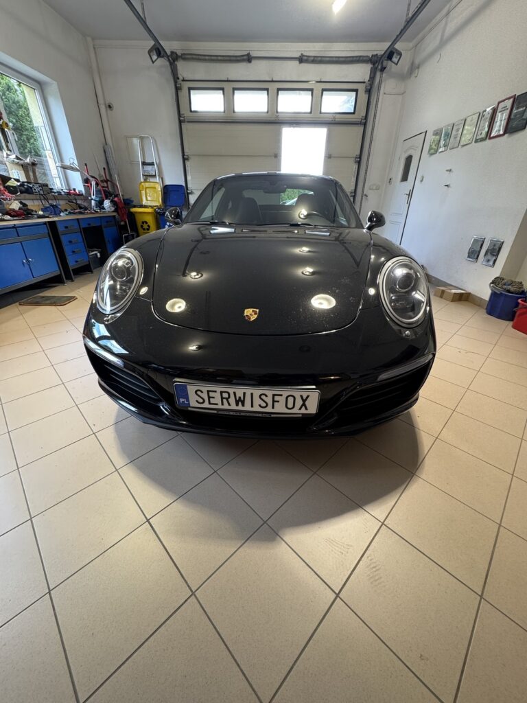 PORSCHE 911 - realizacja montażu SerwisFox