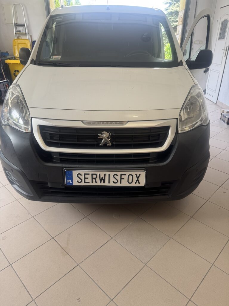 PEUGEOT PARTNER - realizacja montażu SerwisFox