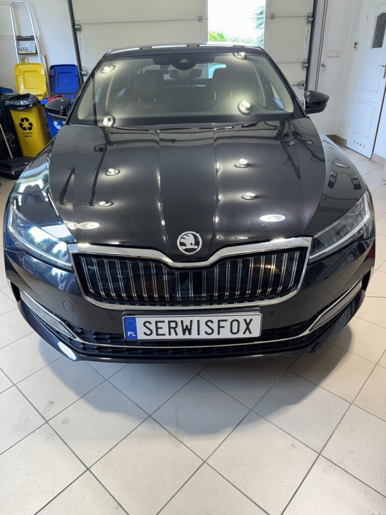 SKODA SUPERB - realizacja montażu SerwisFox