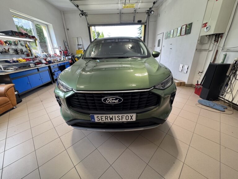 FORD KUGA - realizacja montażu SerwisFox