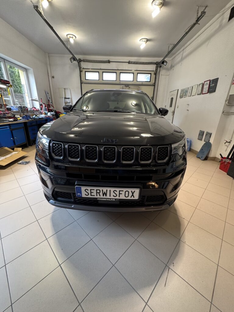 JEEP COMPAS - realizacja montażu SerwisFox