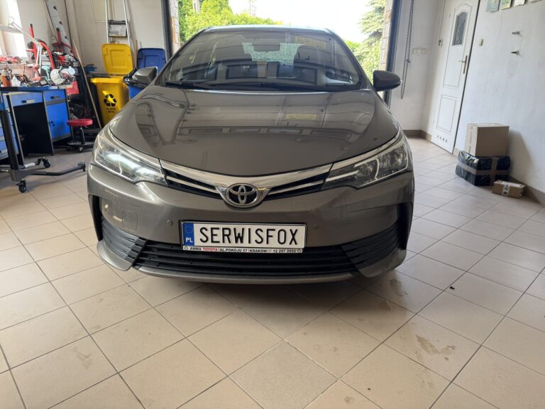 Toyota Corolla - realizacja montażu SerwisFox