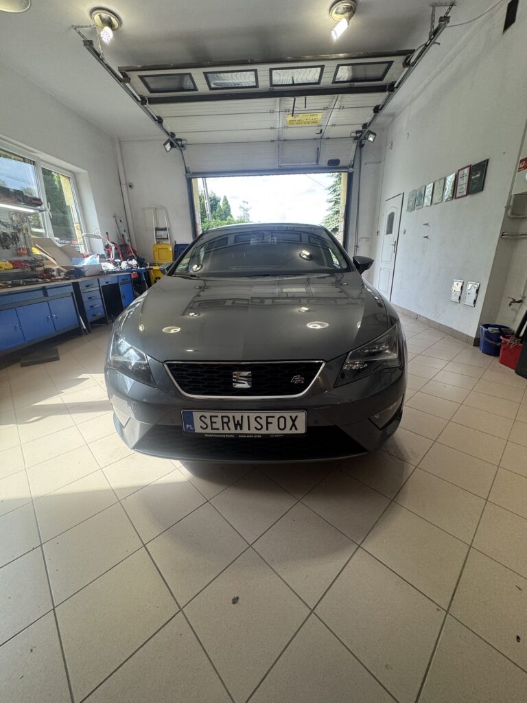 SEAT LEON - realizacja montażu SerwisFox