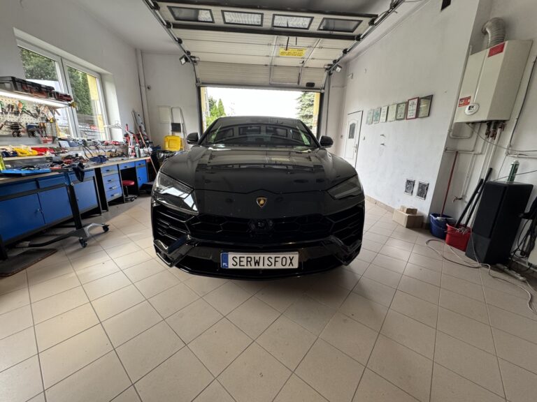 Lamborghini Urus - realizacja montażu SerwisFox
