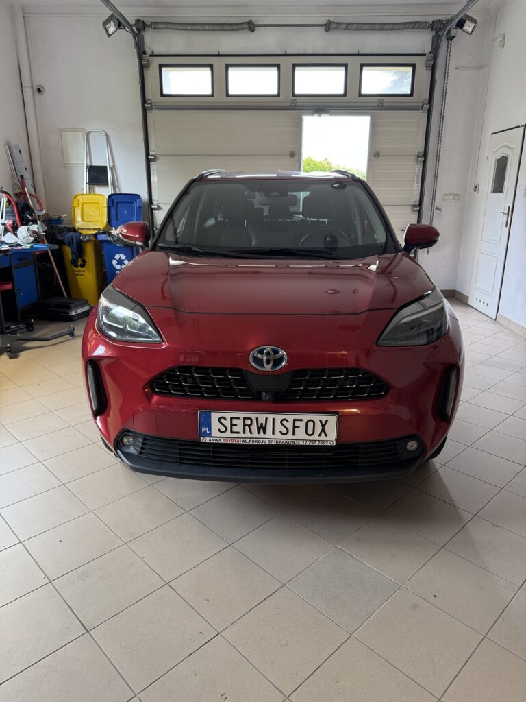 TOYOTA YARIS CROSS - realizacja montażu SerwisFox