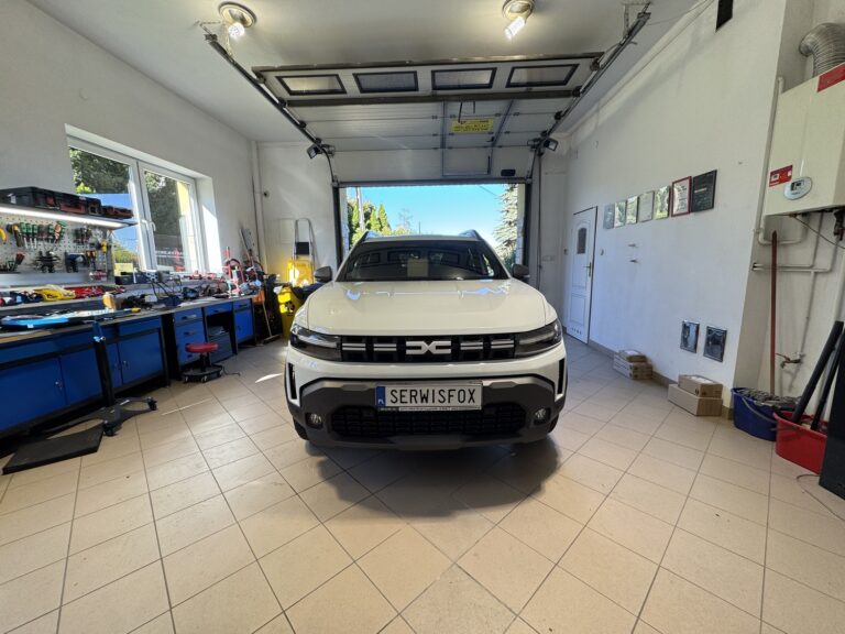 DACIA DUSTER - realizacja montażu SerwisFox